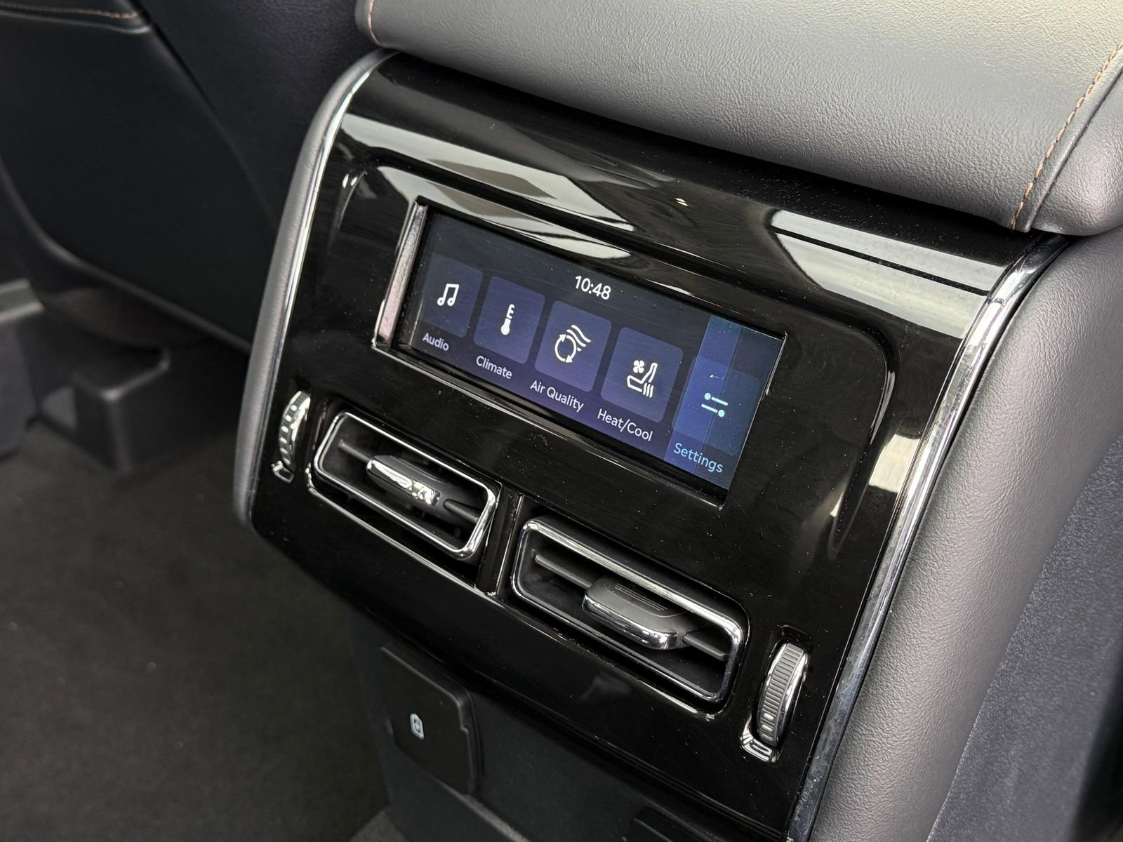 New 2026 Lincoln Aviator Reserve image 13