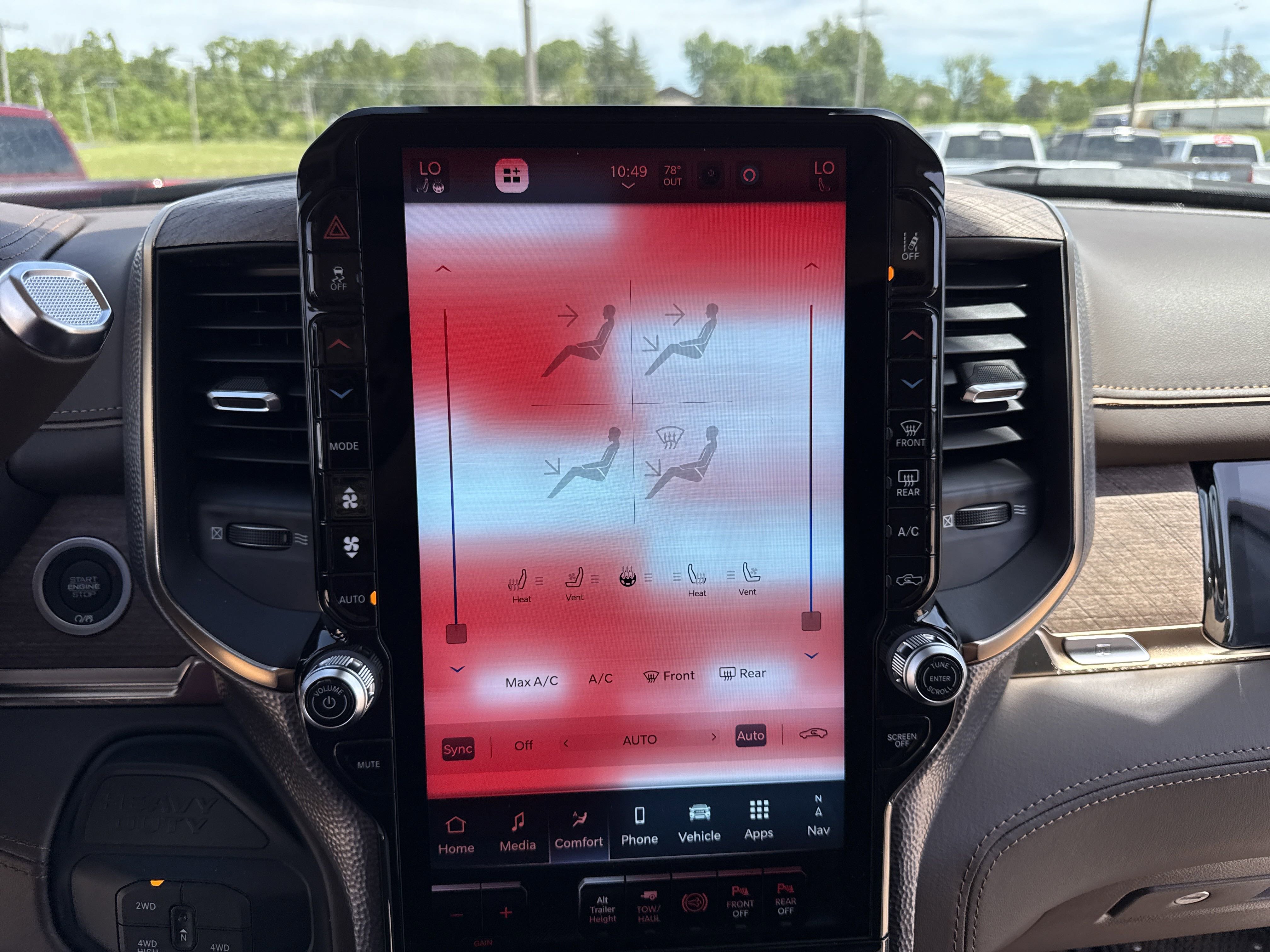 New 2025 RAM 2500 Limited image 24