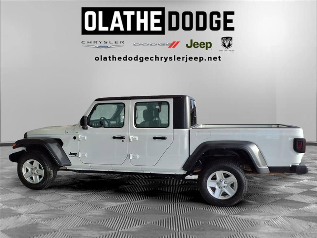 Certified 2023 Jeep Gladiator Sport image 17