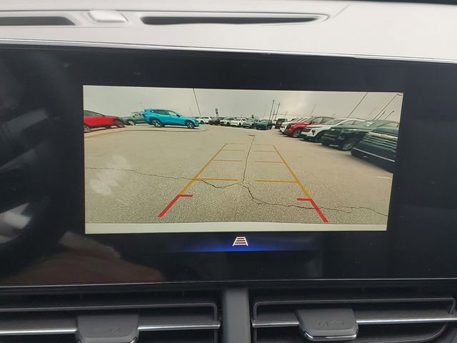 New 2026 Chevrolet Trax RS w/ Sunroof Package image 28