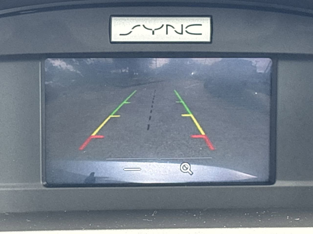 Used 2017 Ford C-MAX Energi SE image 21