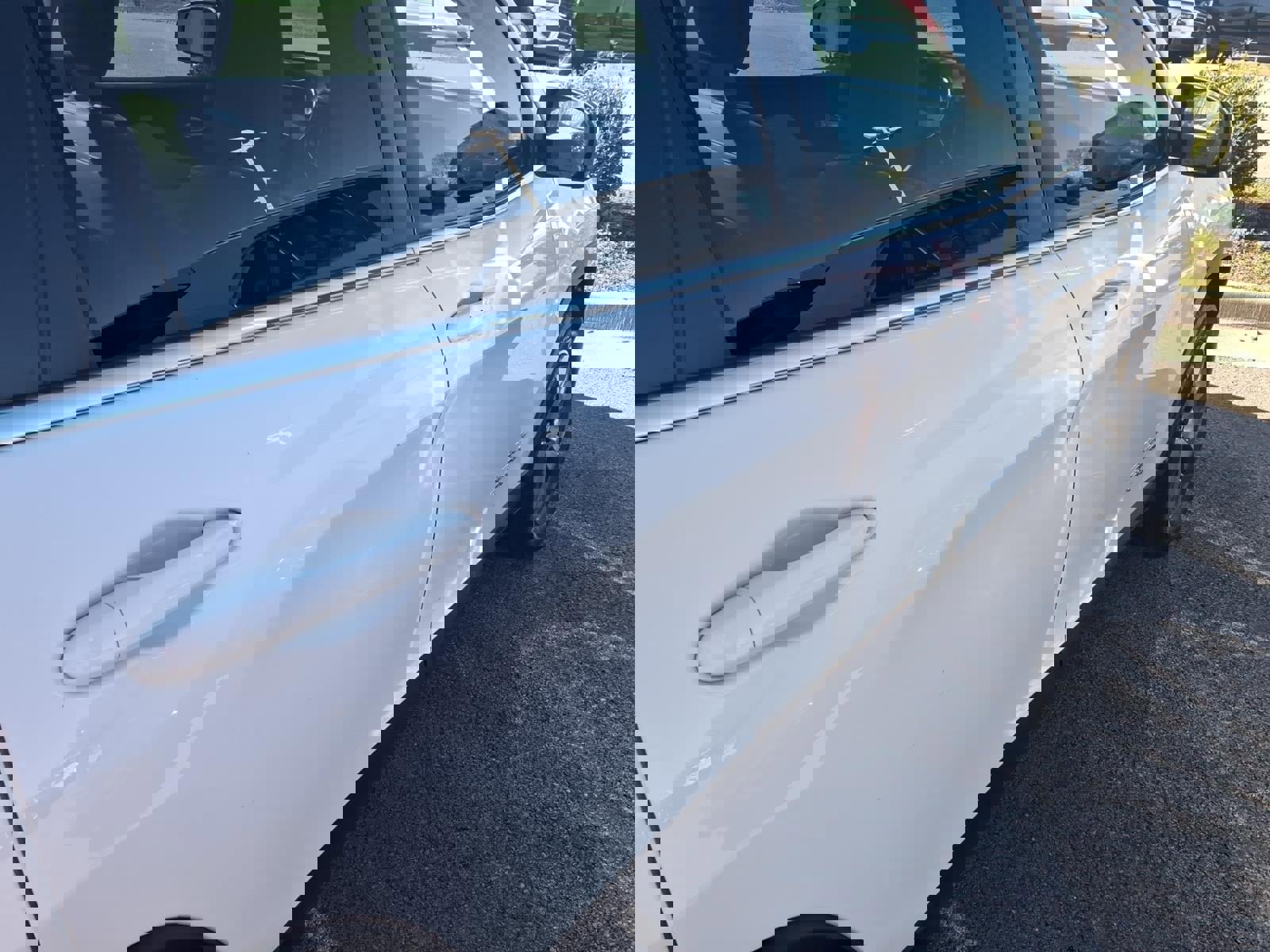 Used 2020 Jeep Cherokee Limited image 21