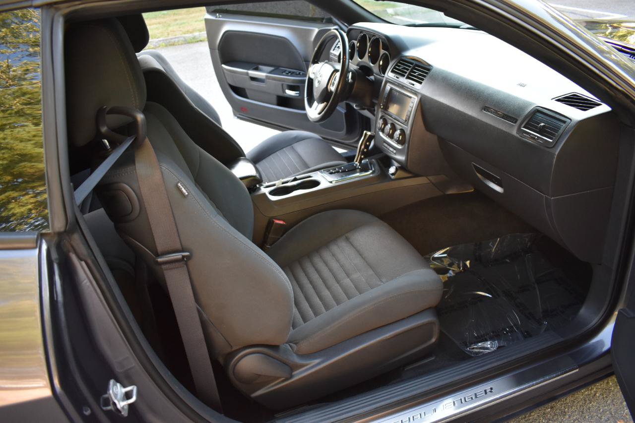 Used 2014 Dodge Challenger R/T w/ Blacktop Package RWD image 19