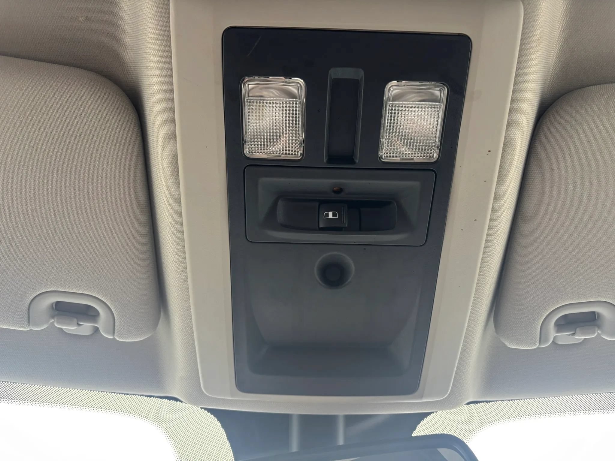 Used 2016 RAM 1500 Classic SLT AWD/4WD image 26