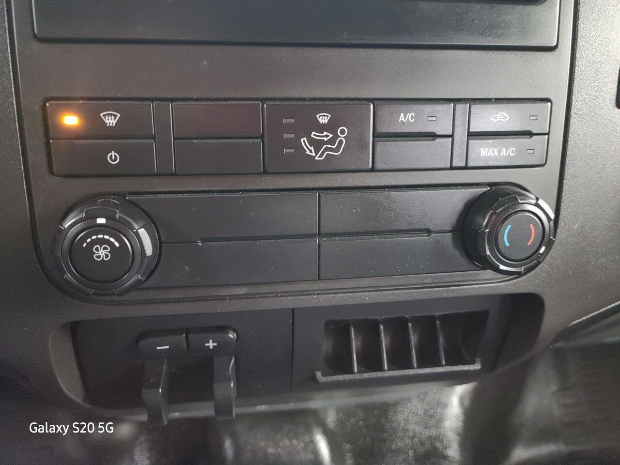 Used 2015 Ford F250 XL w/ Snow Plow Prep Package image 29