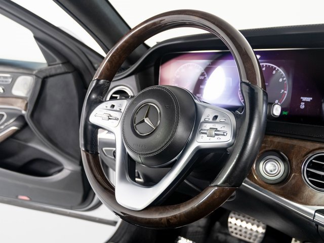 Used 2019 Mercedes-Benz S 560 Sedan w/ AMG Line Exterior image 28
