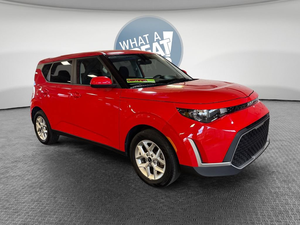 Certified 2024 Kia Soul LX w/ Option Group 015 FWD image 1