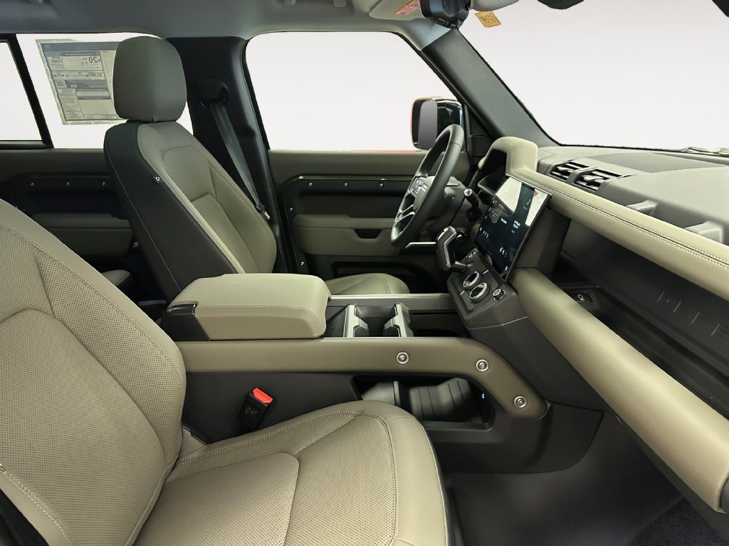 New 2026 Land Rover Defender 110 S AWD/4WD image 15