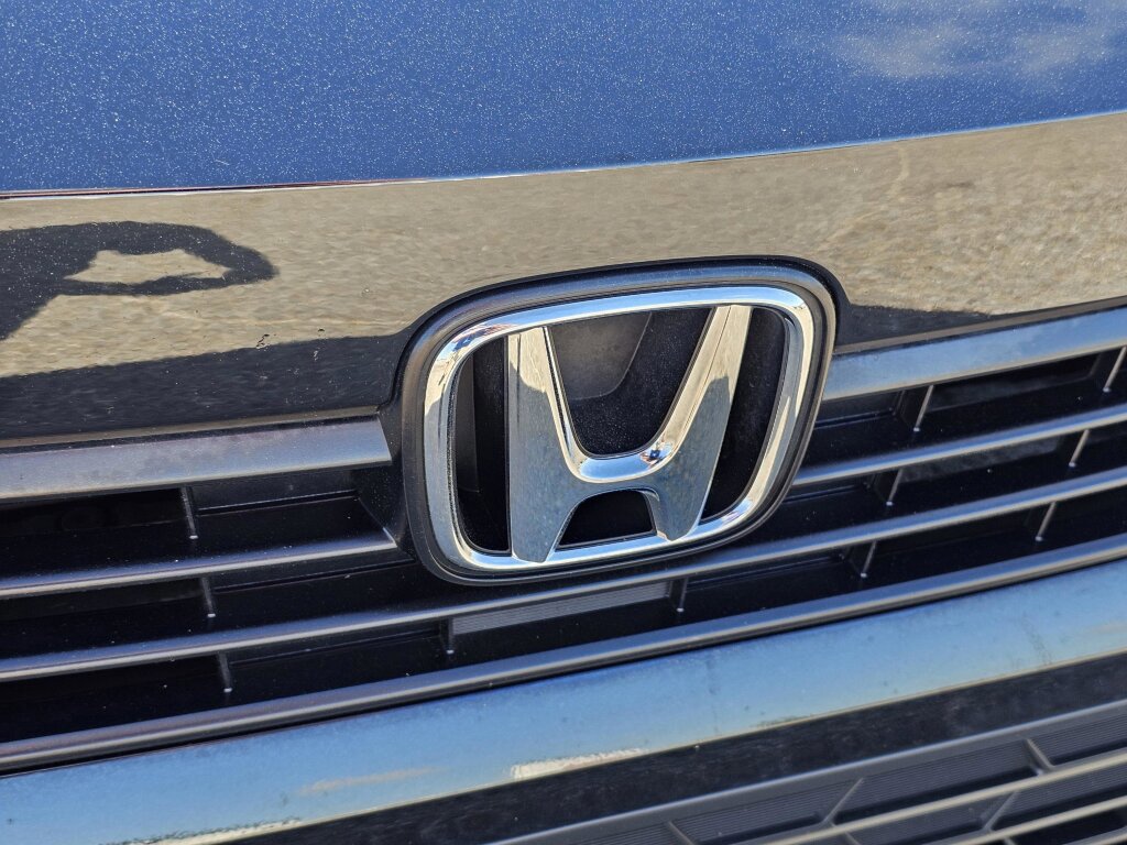 Certified 2023 Honda Civic Touring image 3