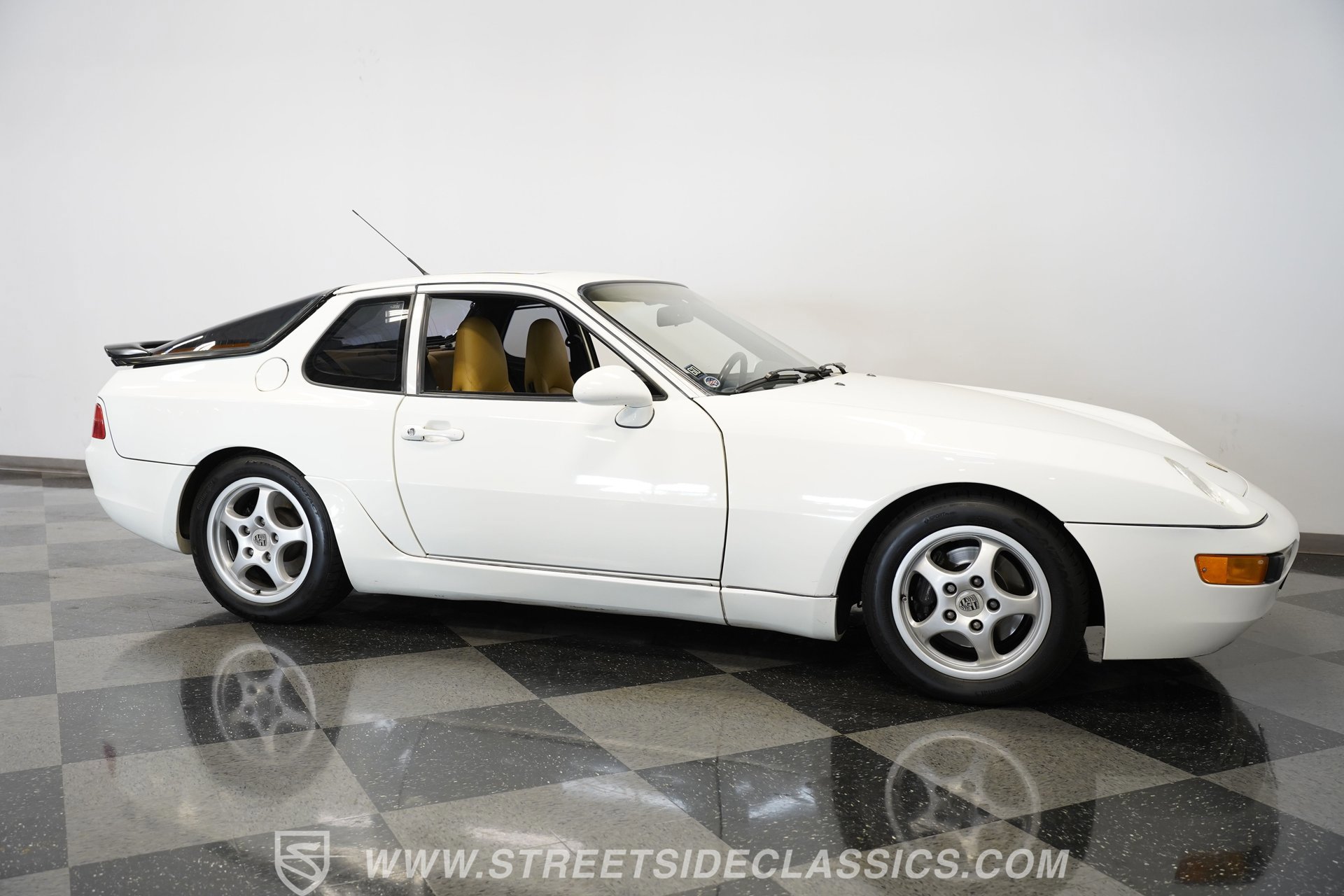 Used 1994 Porsche 968 Coupe image 15