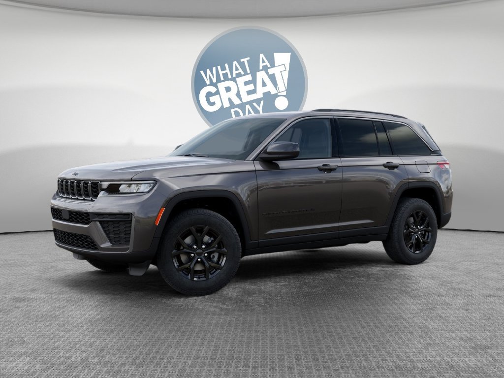 New 2026 Jeep Grand Cherokee Altitude AWD/4WD image 3