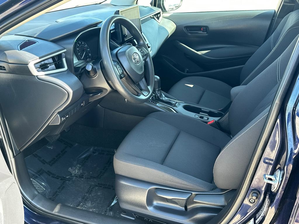 Used 2023 Toyota Corolla LE w/ Carpet Mat Package (TMS) image 15