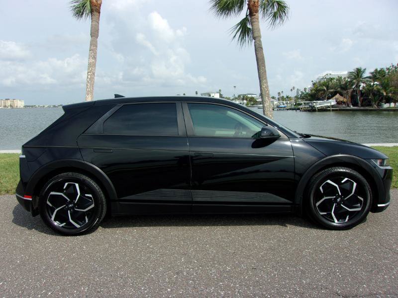 Used 2022 Hyundai Ioniq 5 SEL w/ Cargo Package RWD image 5