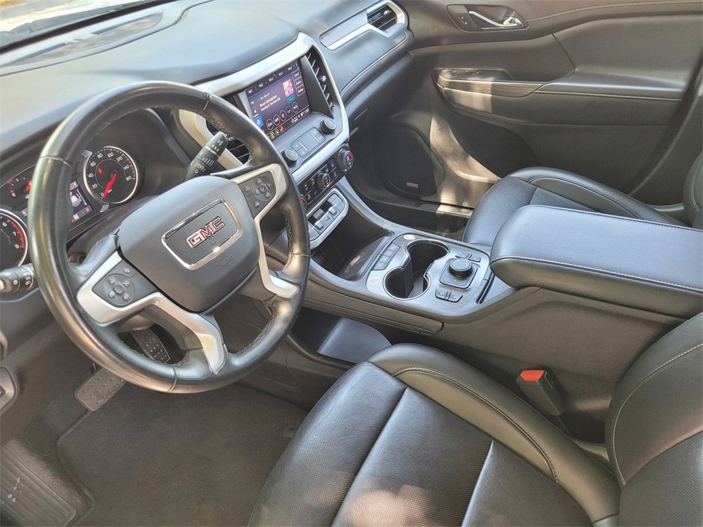 Used 2023 GMC Acadia SLT image 23