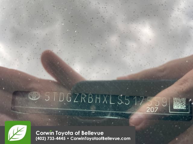 Used 2020 Toyota Highlander XLE AWD/4WD image 51