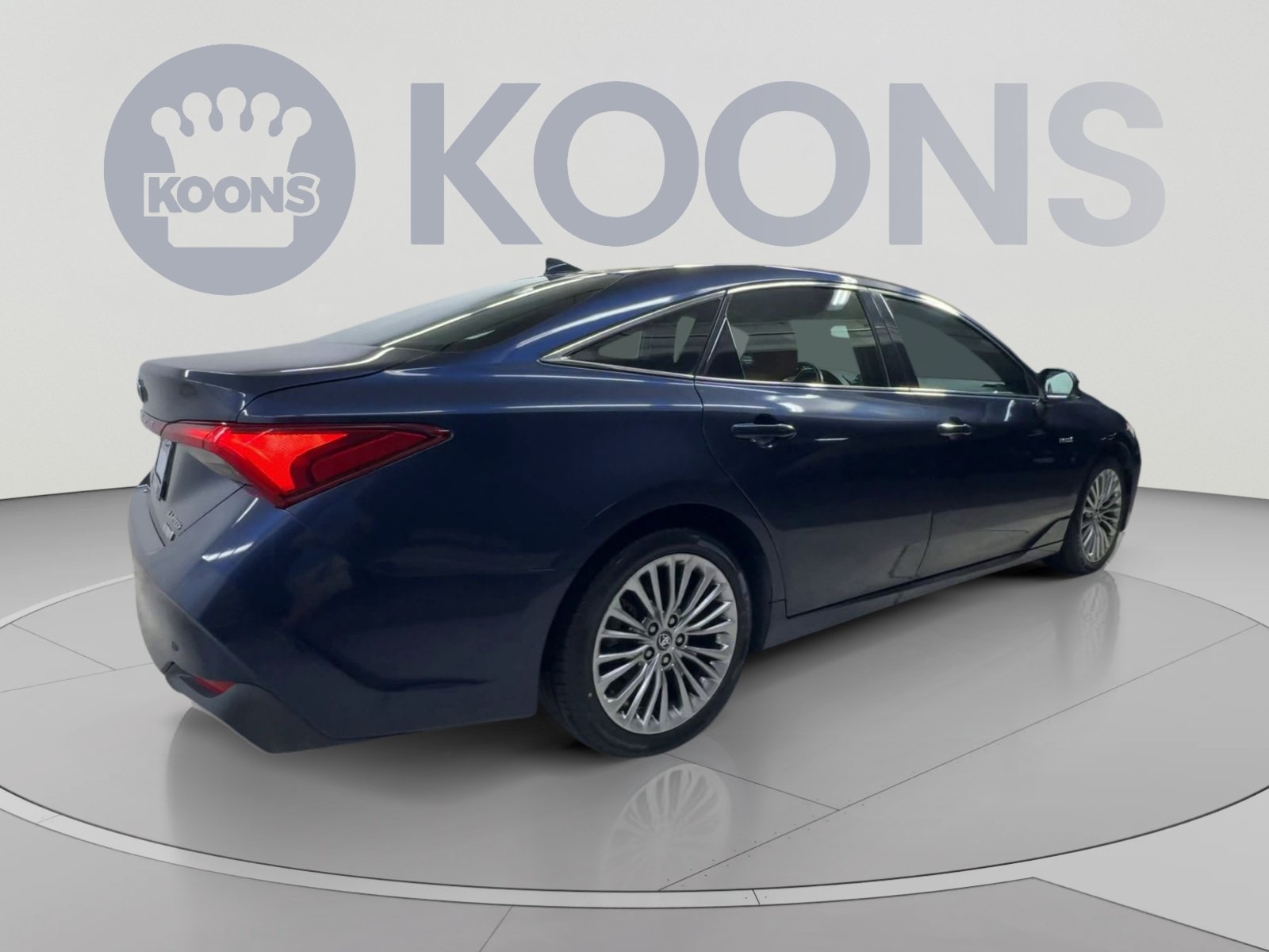 Used 2020 Toyota Avalon Limited w/ Advanced Safety Package FWD image 11