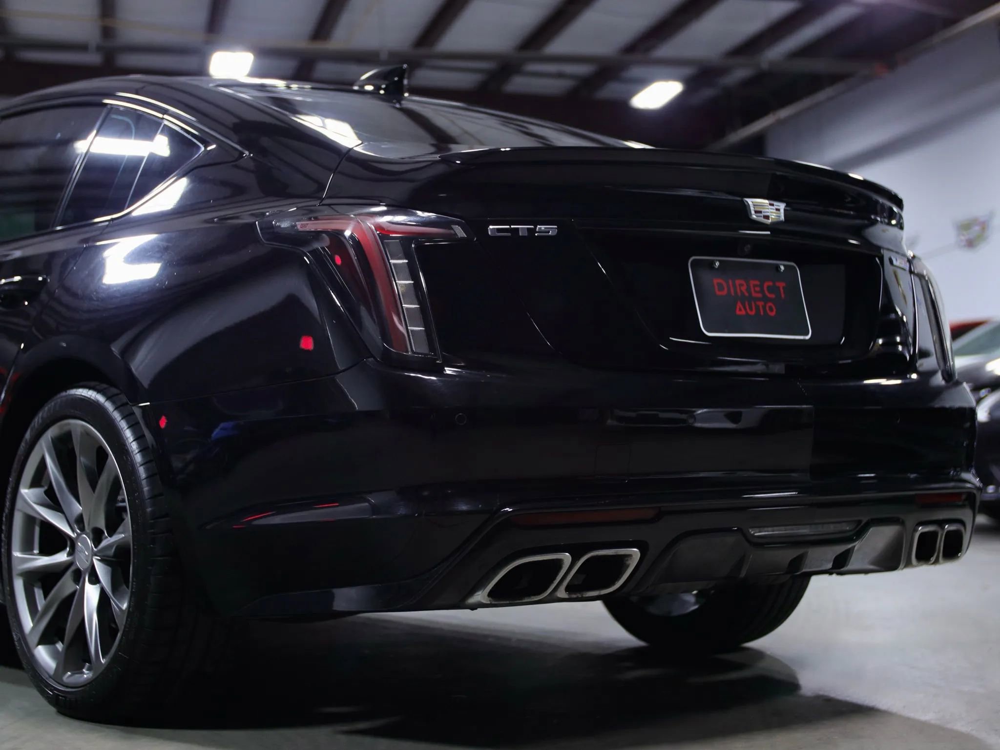 Used 2020 Cadillac CT5 V w/ Premium Package image 18