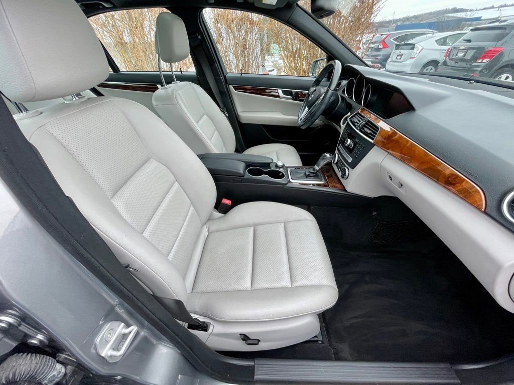 Used 2012 Mercedes-Benz C 300 4MATIC Sedan image 13