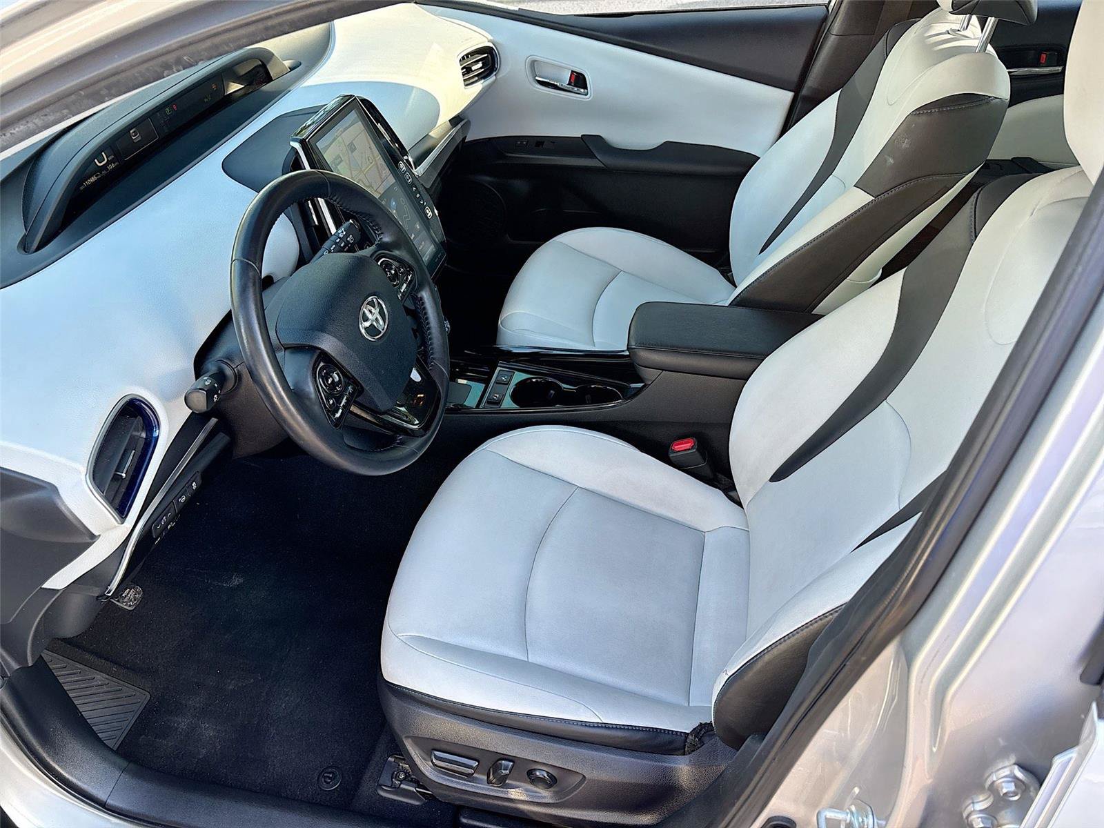 Used 2019 Toyota Prius Limited FWD image 22