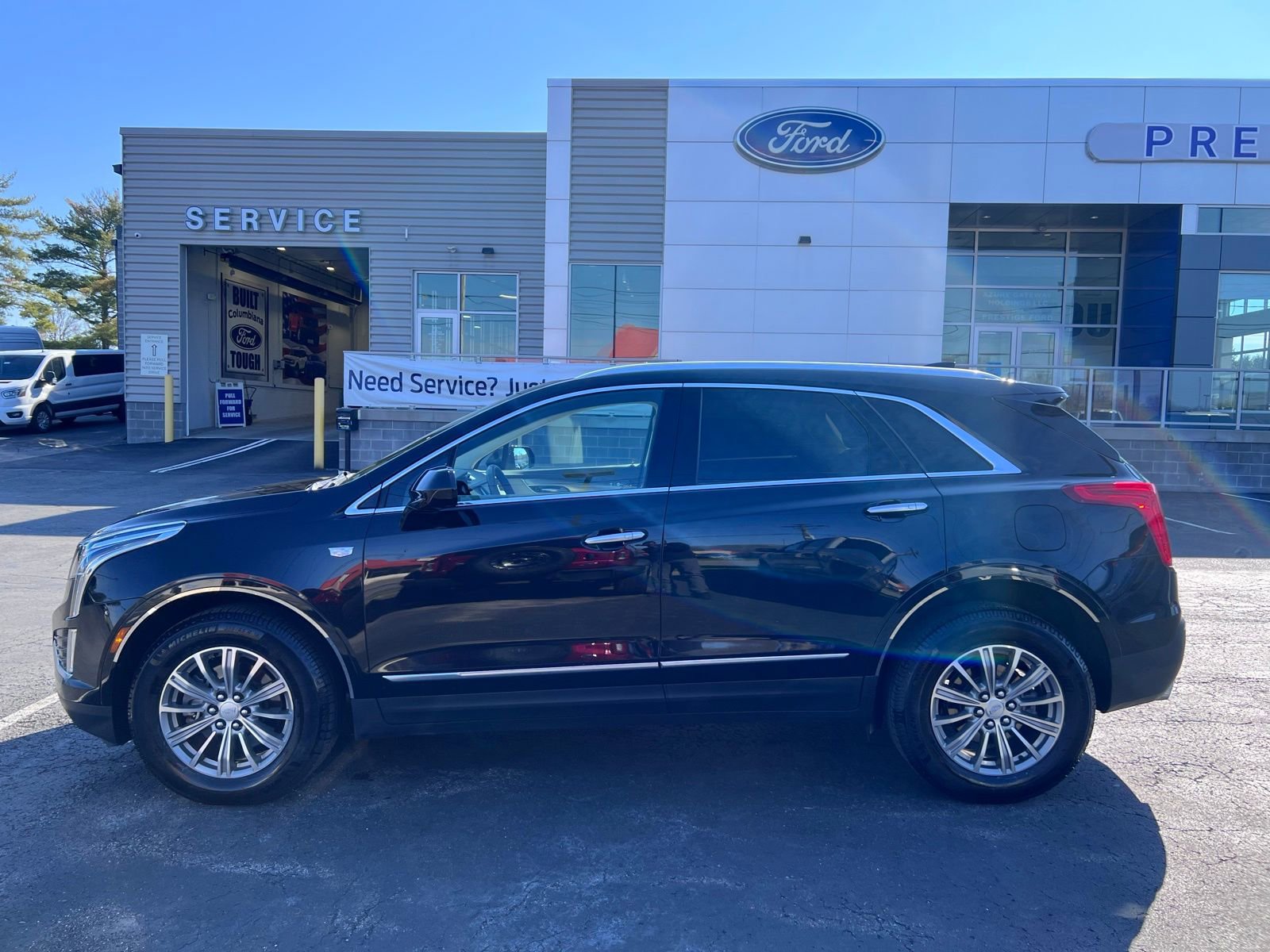 Used 2018 Cadillac XT5 Luxury w/ Driver Awareness Package image 5