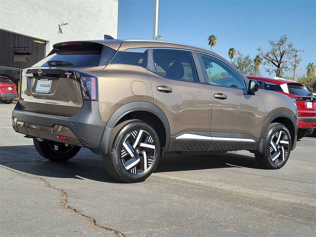 New 2026 Nissan Kicks SV image 2