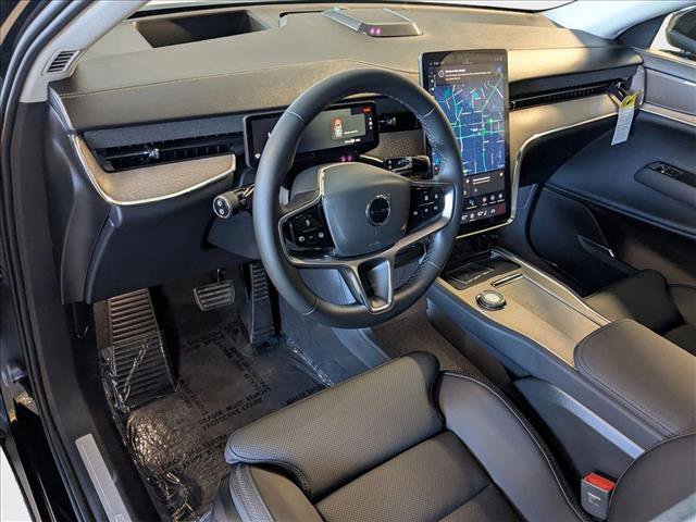 New 2025 Volvo EX90 Plus image 3