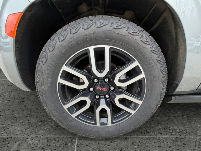 Certified 2024 GMC Yukon AT4 w/ AT4 Premium Plus Package image 14