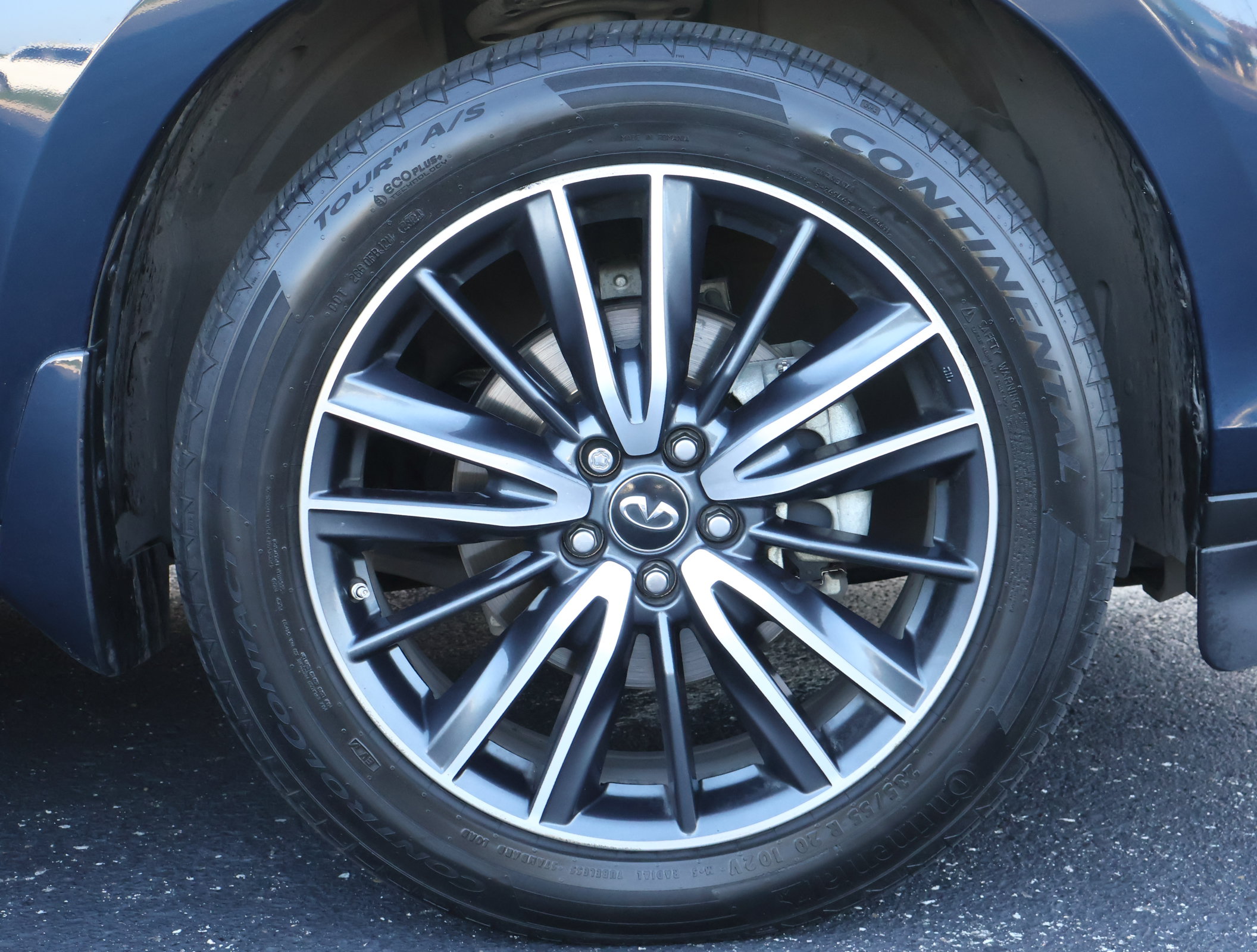 Used 2018 INFINITI QX60 FWD w/ Deluxe Technology Package image 30