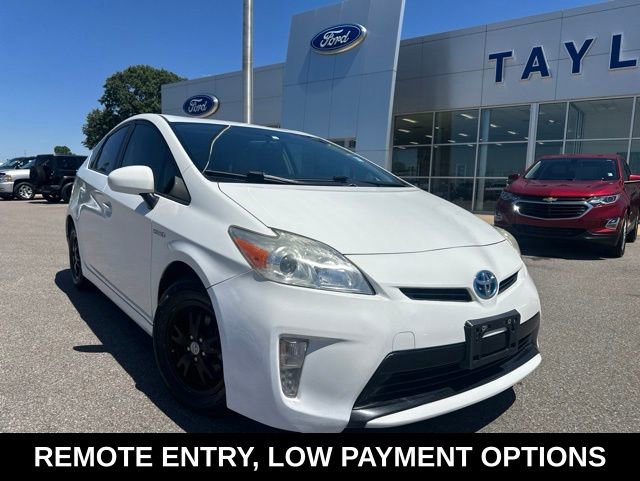 Used 2015 Toyota Prius Three FWD image 3
