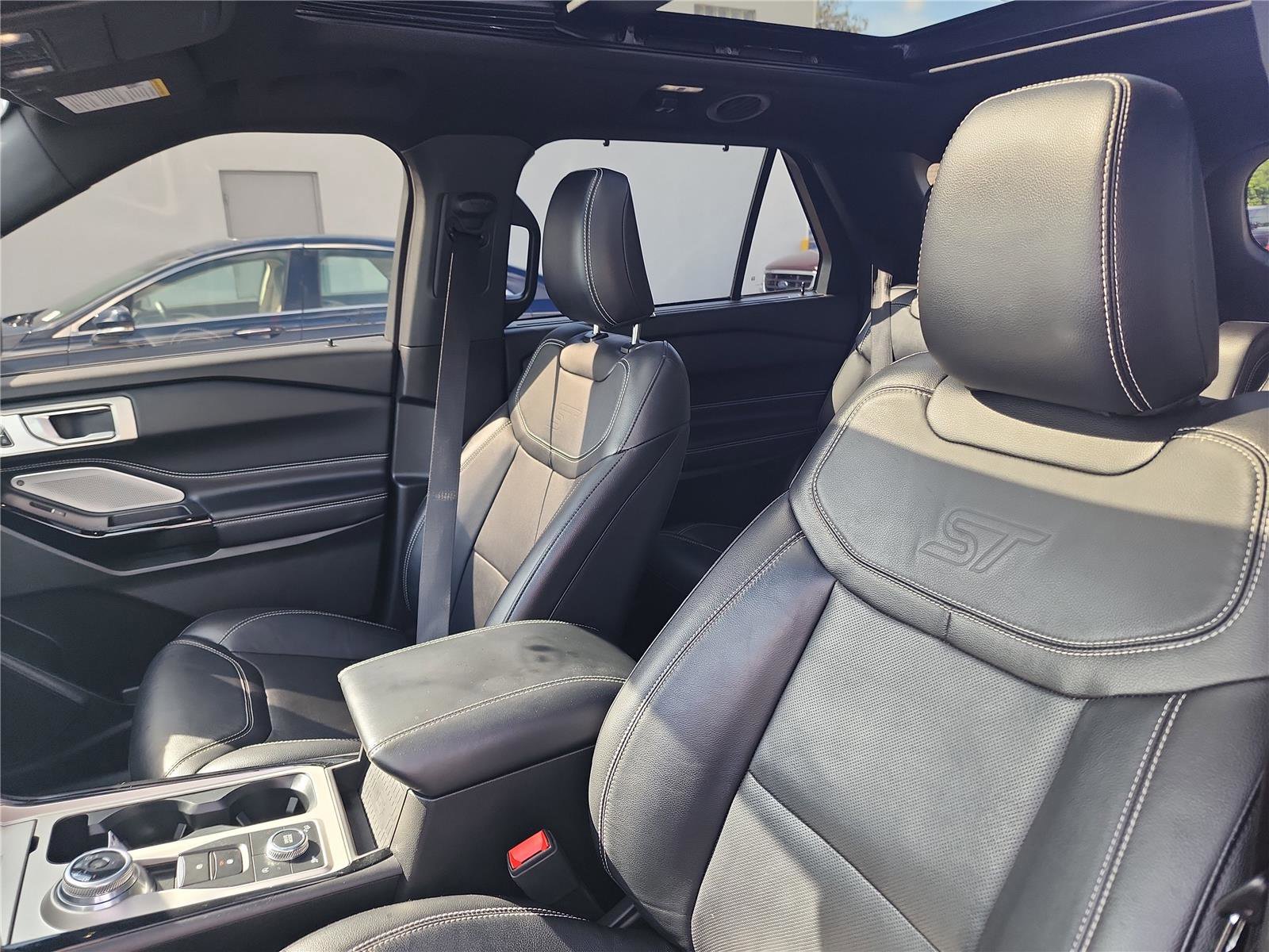 Used 2023 Ford Explorer ST w/ Equipment Group 401A image 13