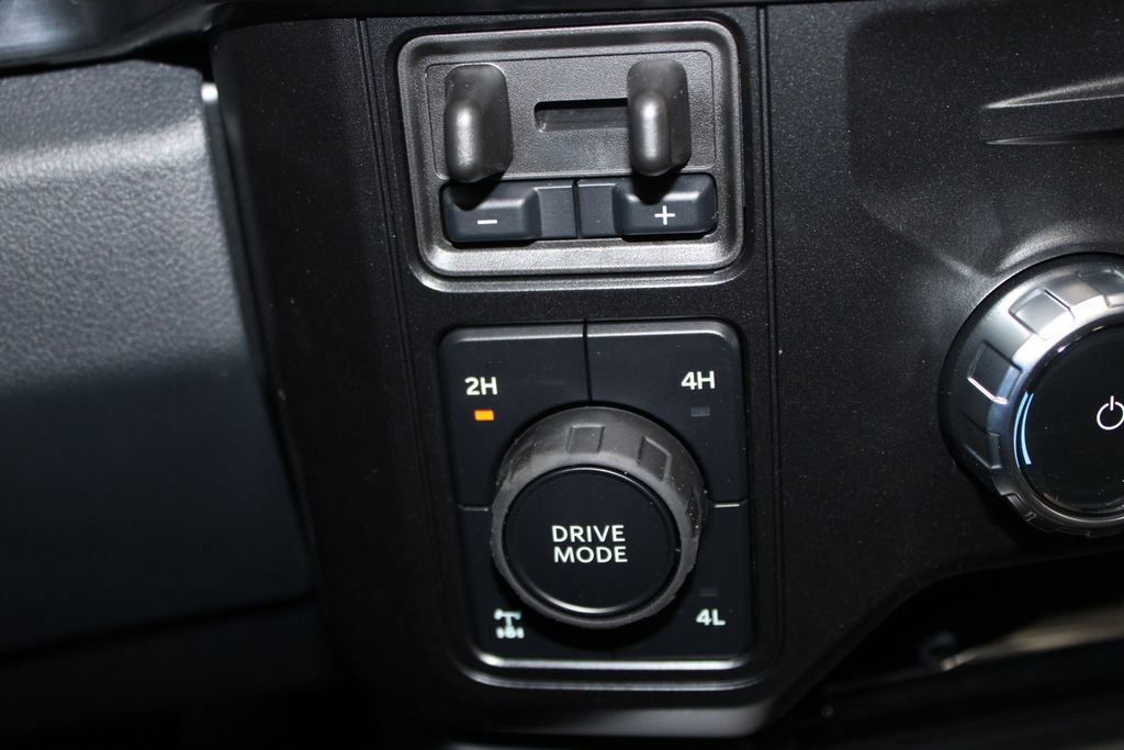 New 2026 Ford F250 Lariat w/ Black Appearance Package image 53