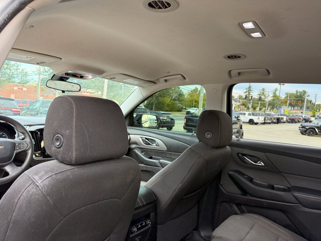 Used 2018 Chevrolet Traverse LS FWD image 23