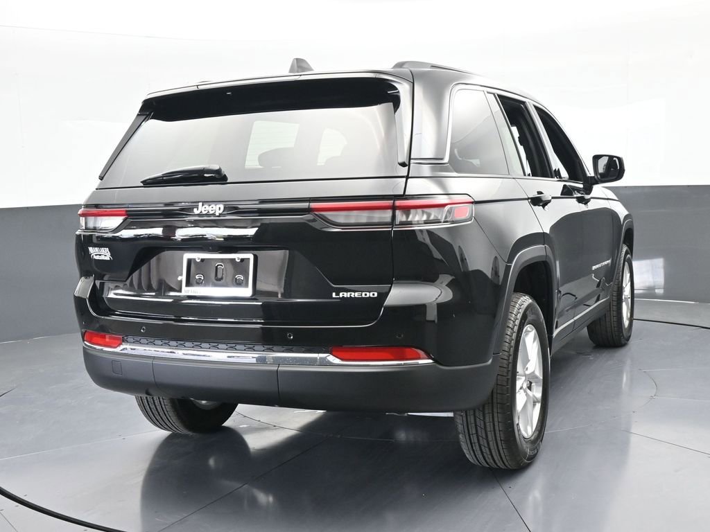 New 2026 Jeep Grand Cherokee Laredo X image 5
