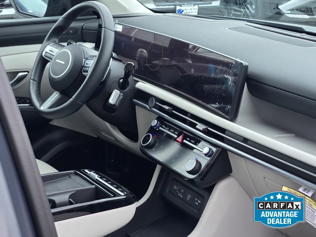 Certified 2025 Hyundai Tucson Limited AWD/4WD image 9