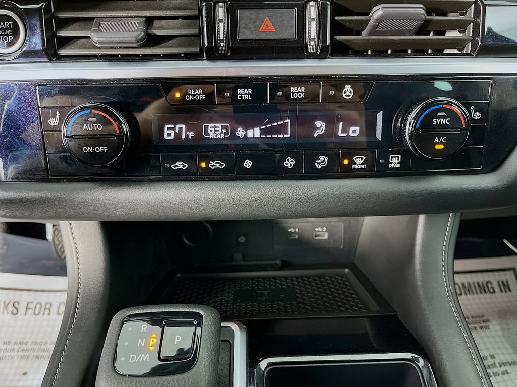 Used 2023 Nissan Pathfinder SL w/ Lighting Package (N92) FWD image 22