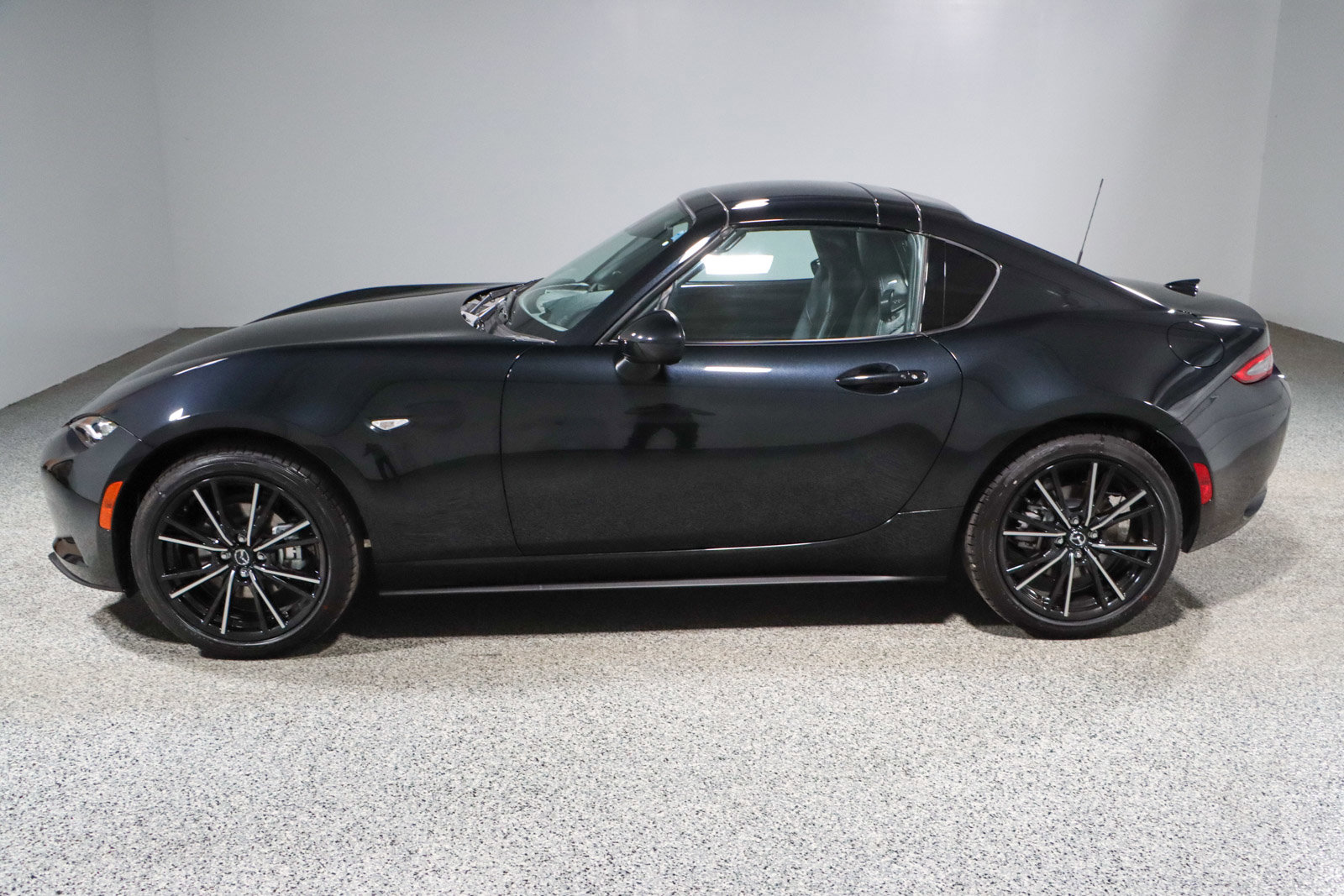 Used 2025 MAZDA MX-5 Miata RF Grand Touring image 10