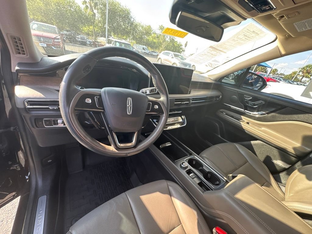 Used 2023 Lincoln Corsair Reserve FWD image 14