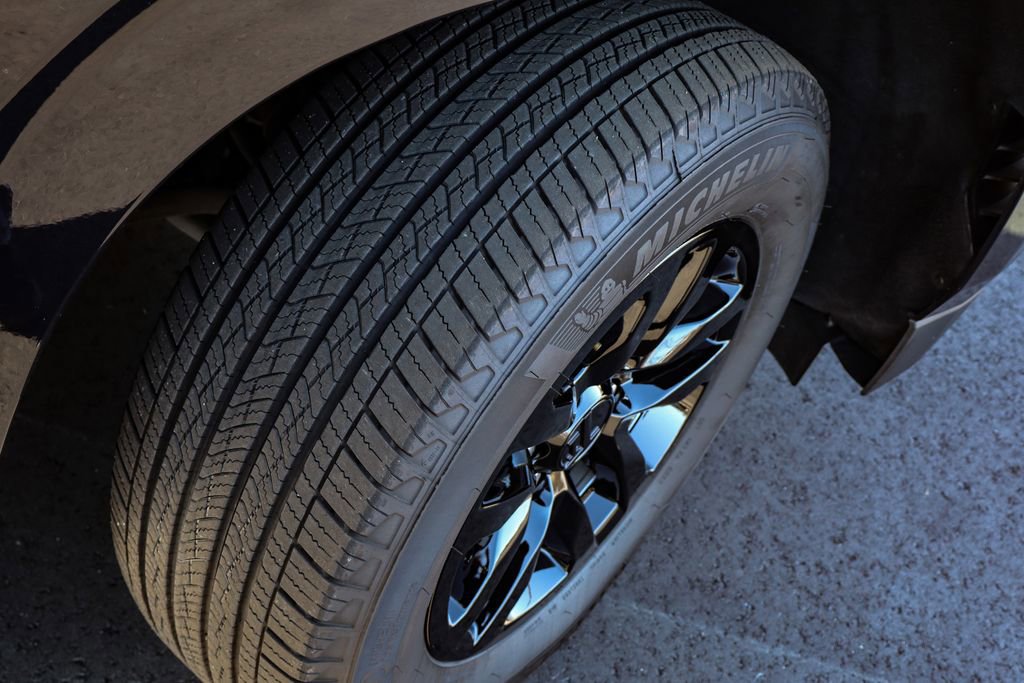 Certified 2023 Chevrolet Tahoe LS w/ Driver Alert Package image 41