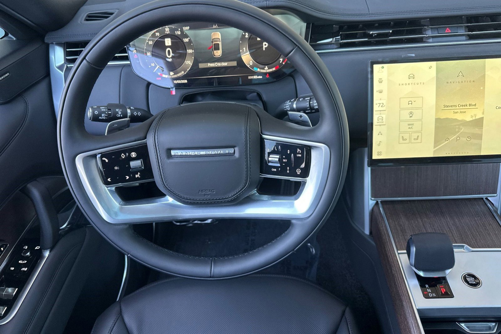 New 2026 Land Rover Range Rover Long Wheelbase SE image 24