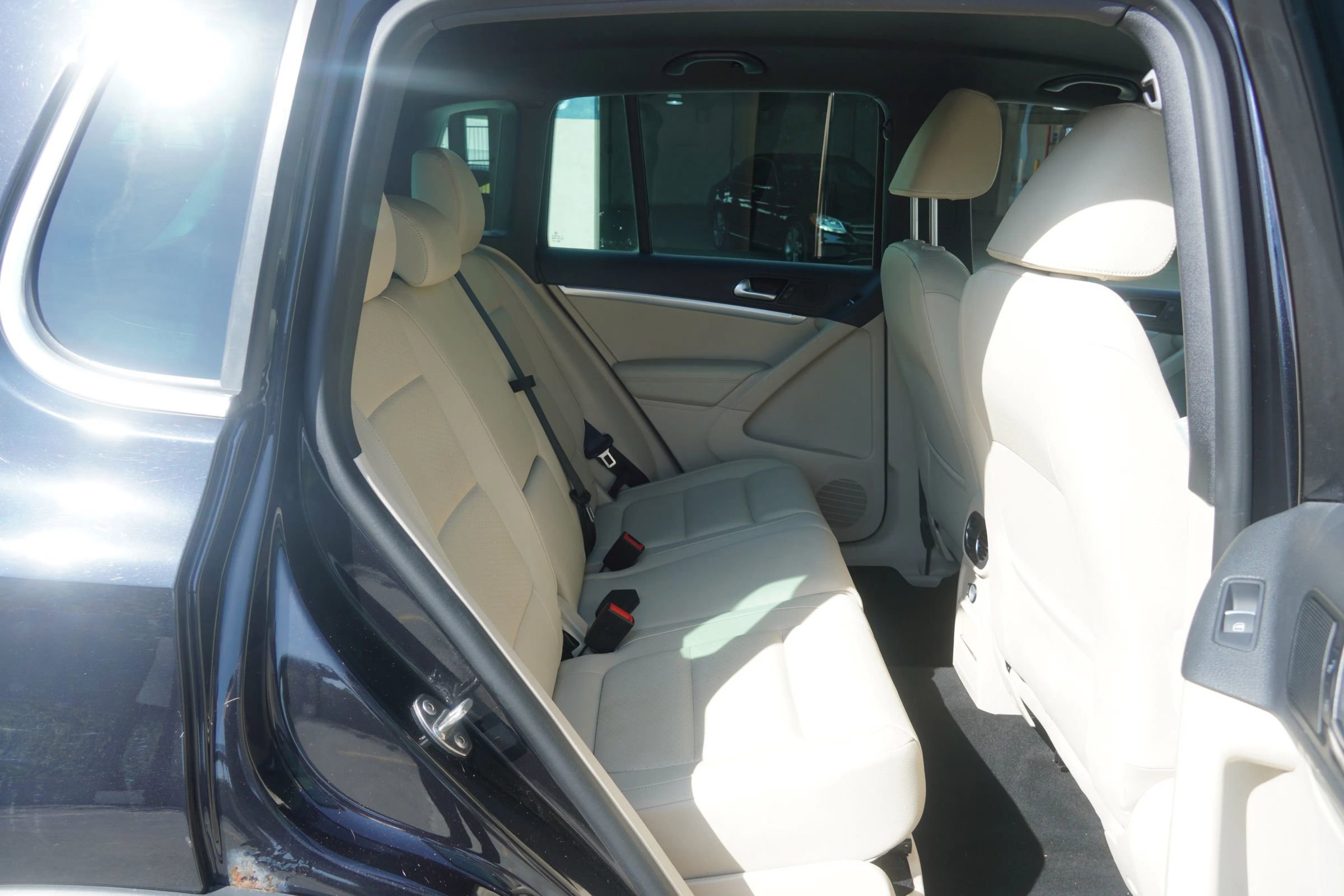 Used 2016 Volkswagen Tiguan R-Line image 35