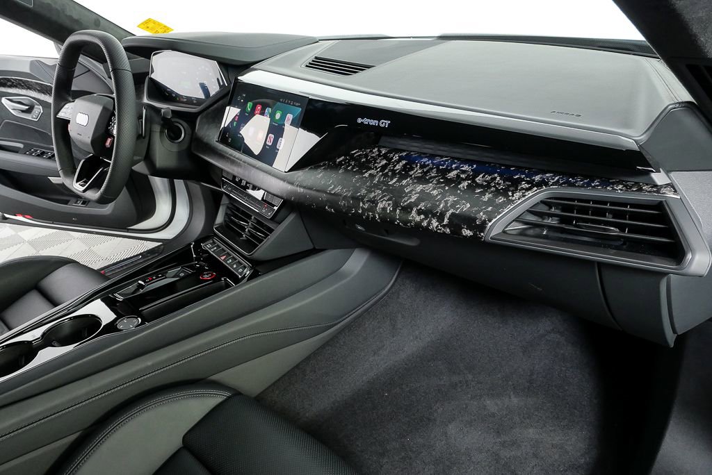 New 2026 Audi RS e-tron GT performance image 23