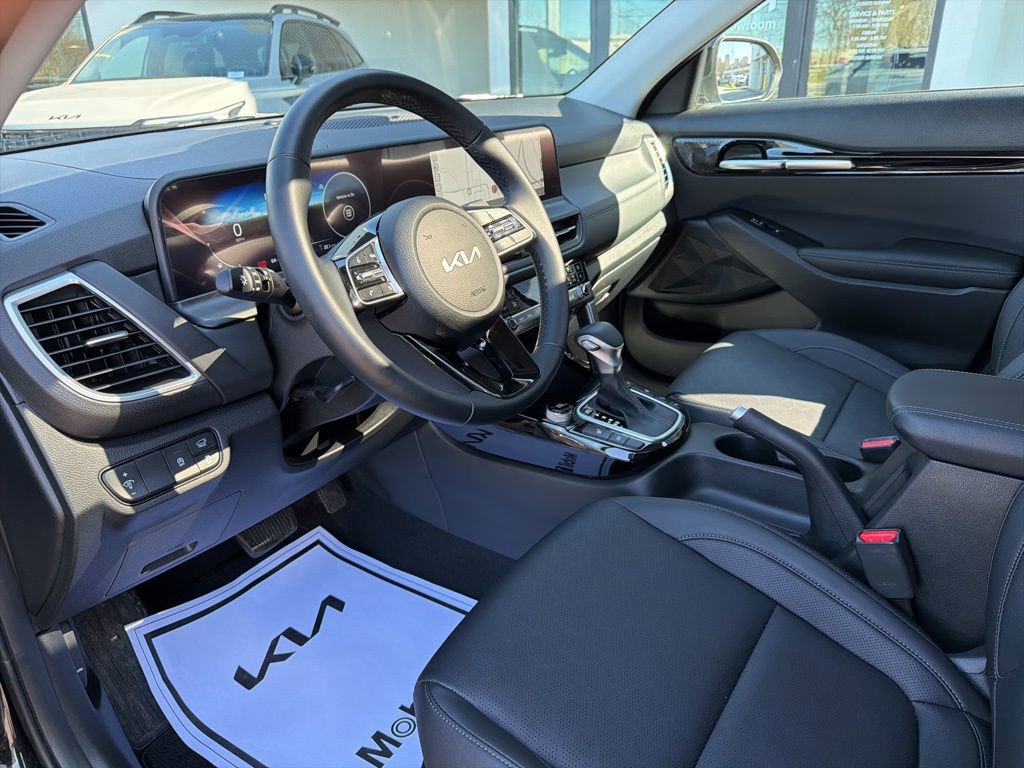 Used 2025 Kia Seltos EX w/ EX Sunroof Package image 30