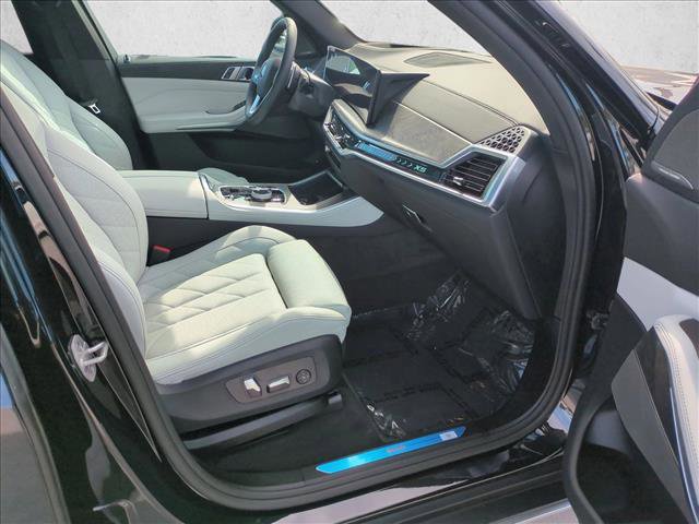 Certified 2026 BMW X5 xDrive50e w/ Executive Package AWD/4WD image 23