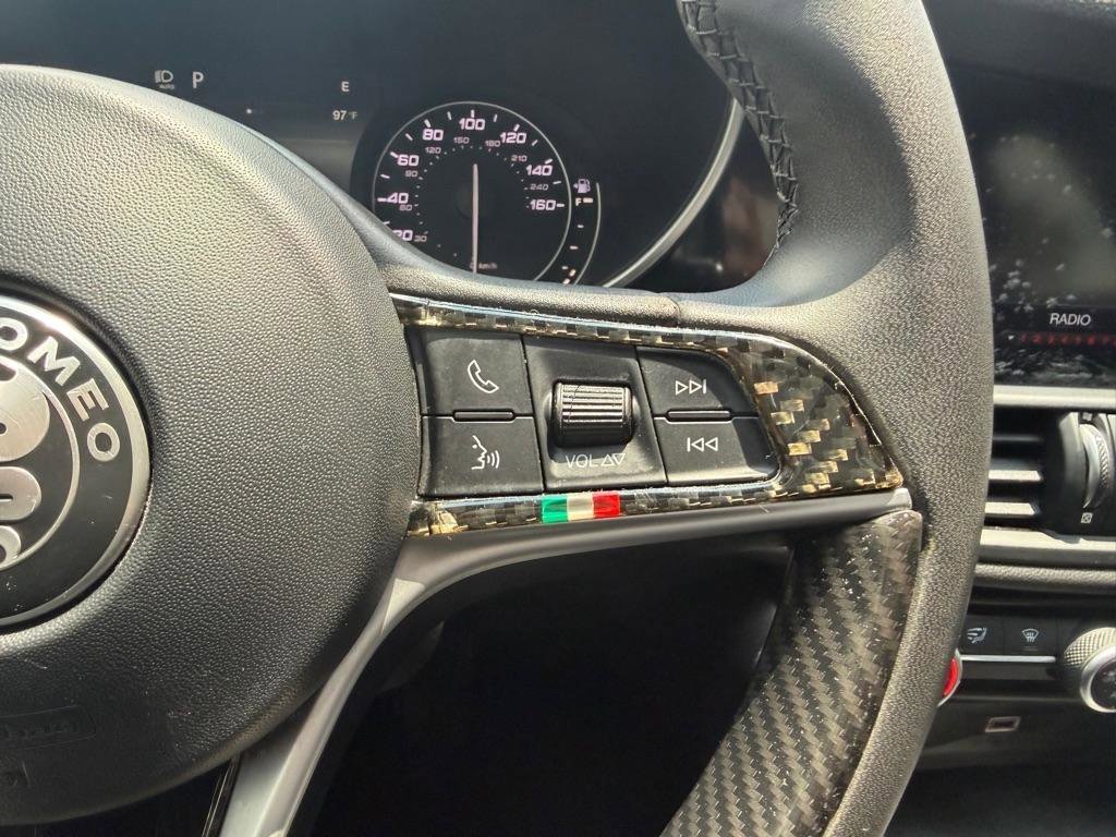 Used 2018 Alfa Romeo Giulia RWD image 17