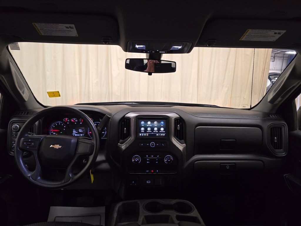 Used 2019 Chevrolet Silverado 1500 Custom w/ Custom Value Package AWD/4WD image 21