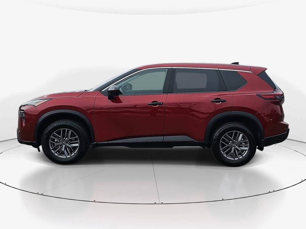 Used 2025 Nissan Rogue S image 9