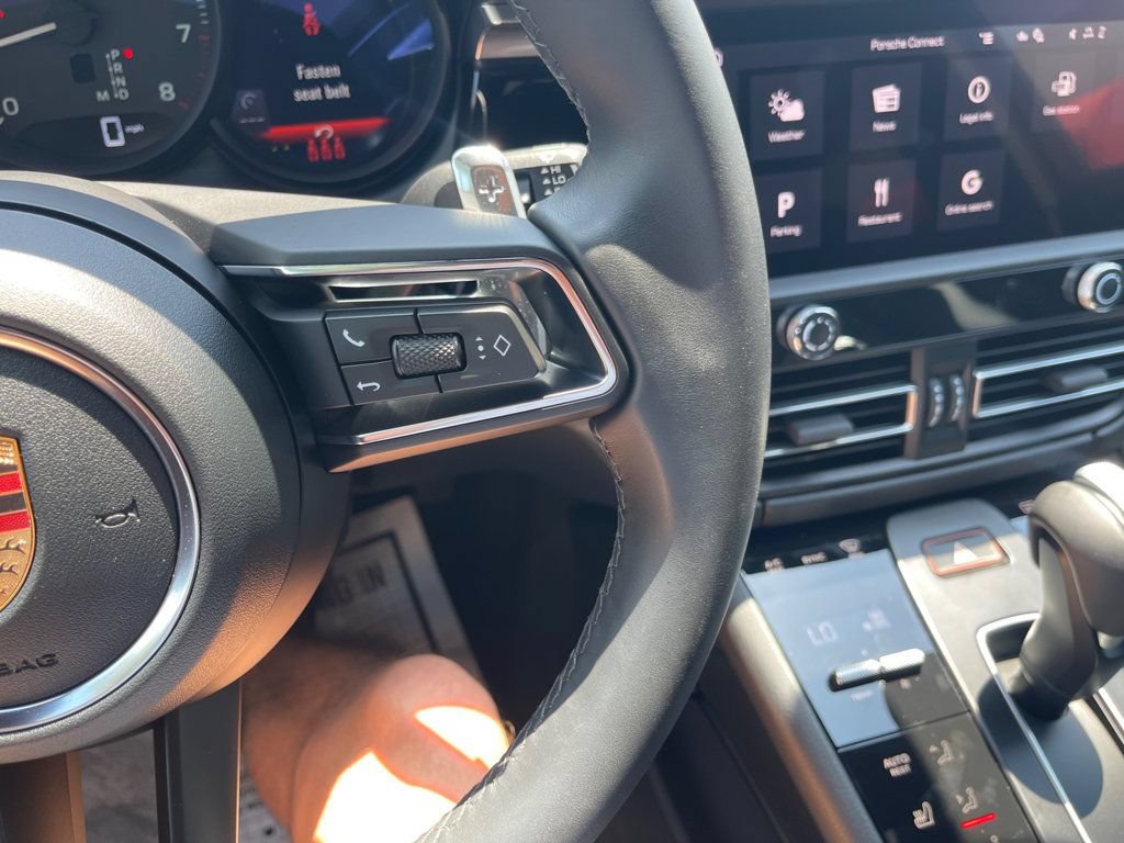 Used 2026 Porsche Macan Turbo AWD/4WD image 17
