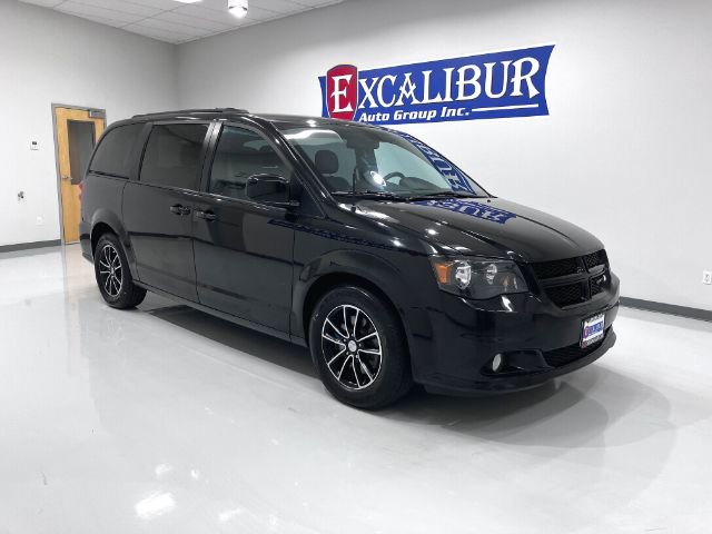 Used 2018 Dodge Grand Caravan GT image 2