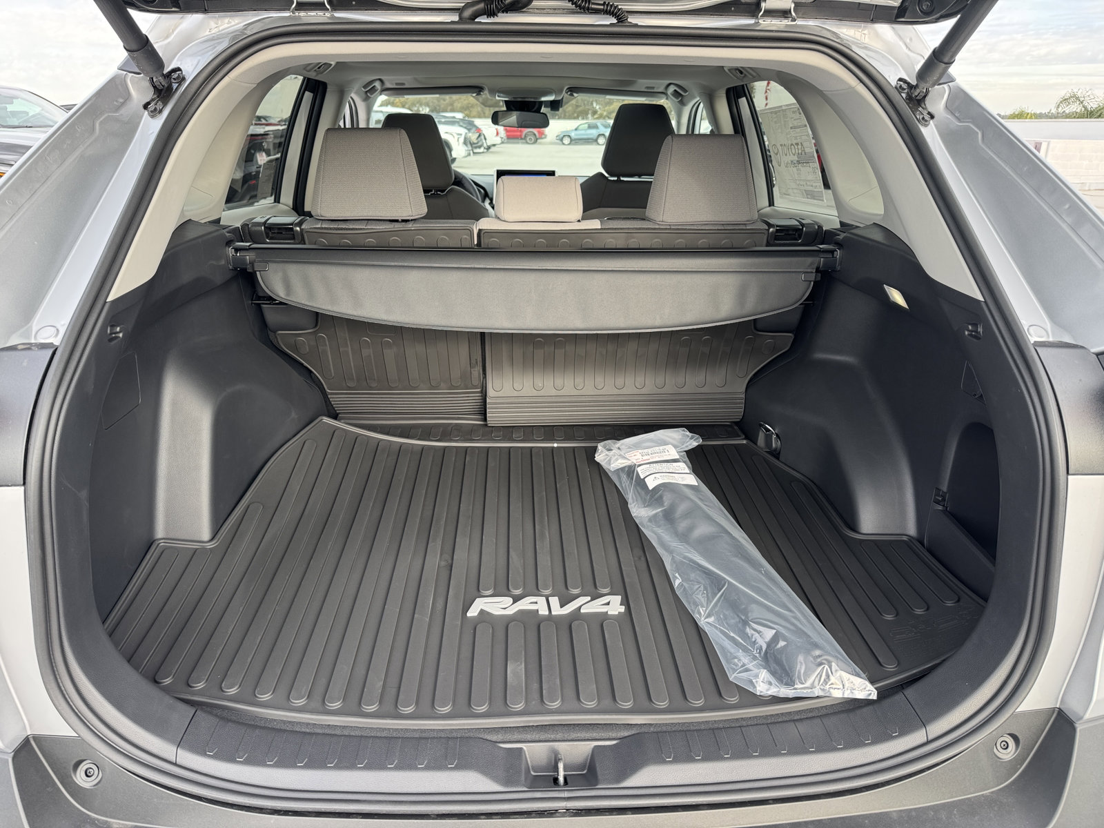 New 2025 Toyota RAV4 XLE image 9