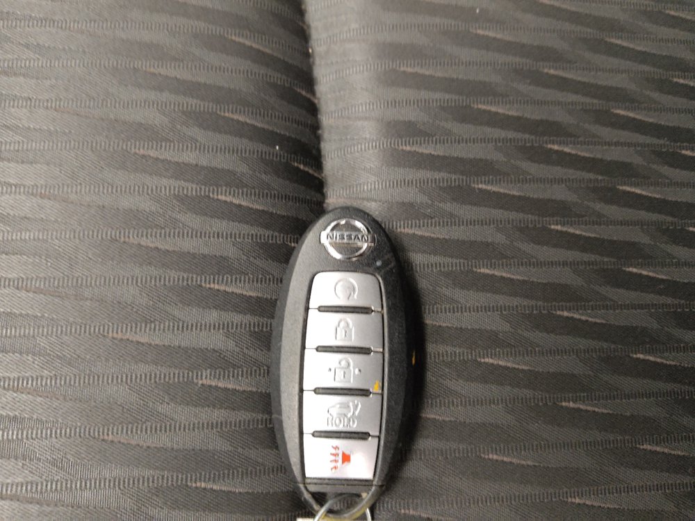 Used 2020 Nissan Rogue SV w/ Sun & Sound Touring Package FWD image 32